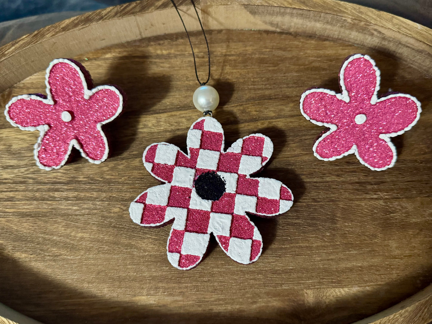 Checkered Flower Freshie
