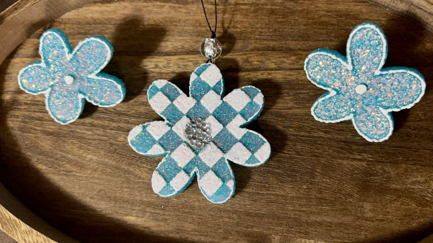 Checkered Flower Freshie